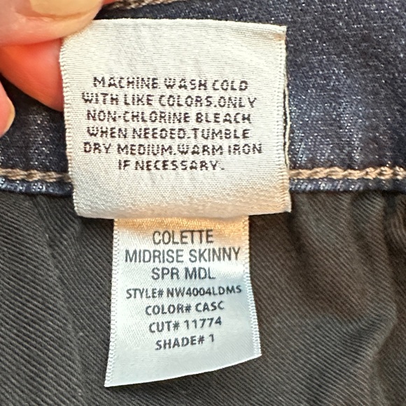 HUDSON Jeans Women's Straight Leg in Indigo, like new! Size 28 - Picture 6 of 8